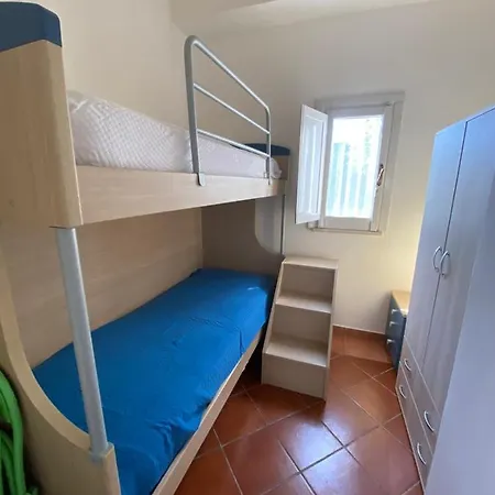 Holiday home House Sunrise Sperlonga- Giardino-50m Mare-park Gratuito E Portico *