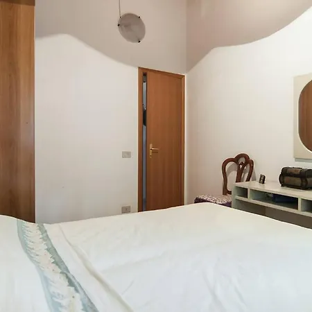 House Sunrise Sperlonga- Giardino-50m Mare-park Gratuito E Portico