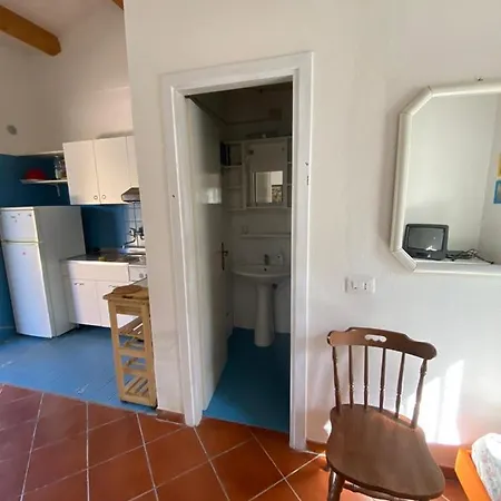 House Sunrise Sperlonga- Giardino-50m Mare-park Gratuito E Portico Holiday home